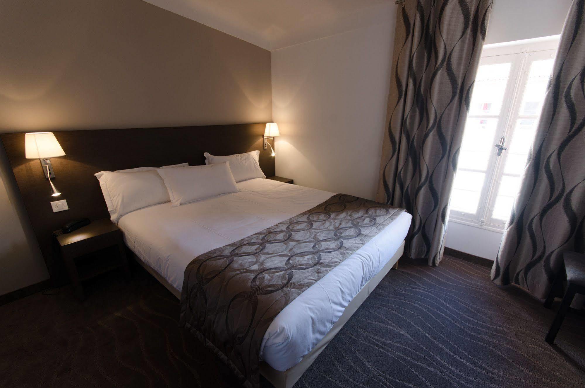 Hotel Carolina คานส์ ภายนอก รูปภาพ