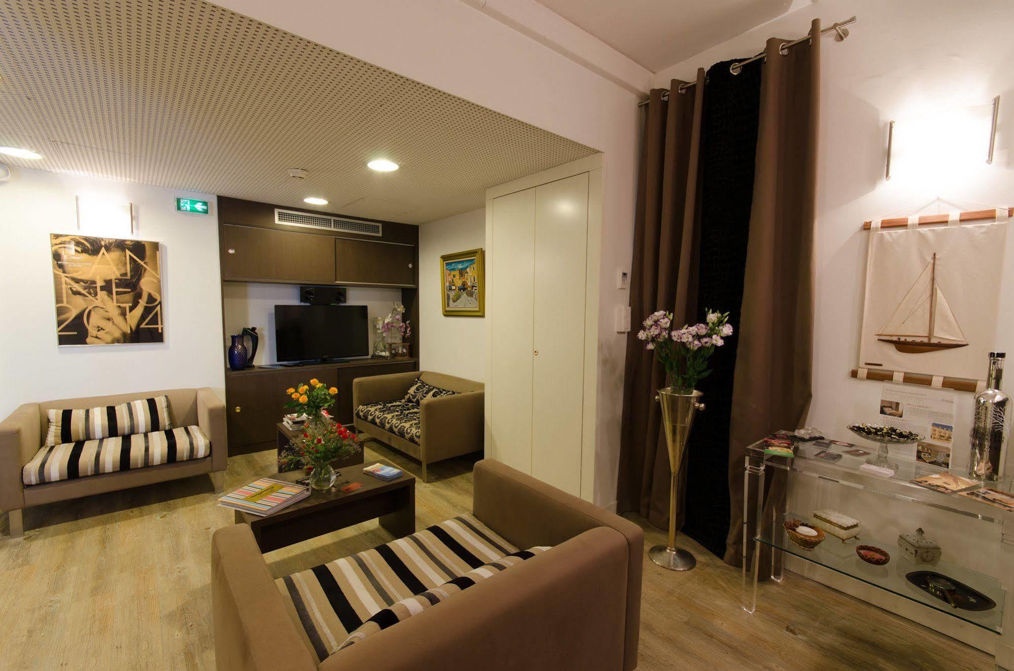 Hotel Carolina คานส์ ภายนอก รูปภาพ