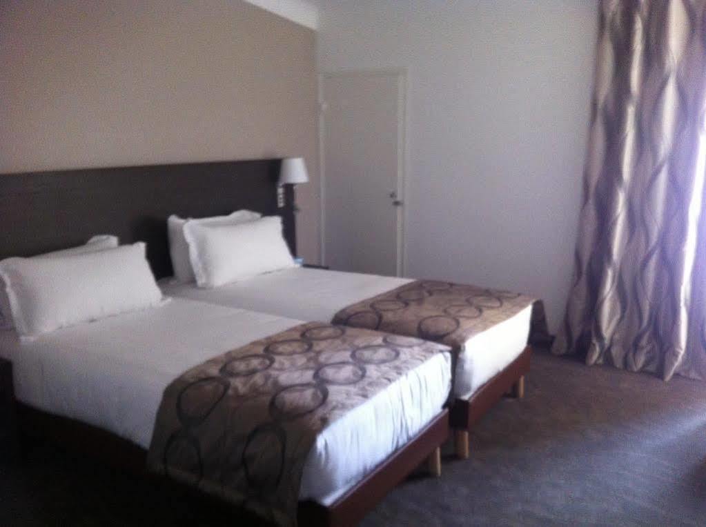 Hotel Carolina คานส์ ภายนอก รูปภาพ